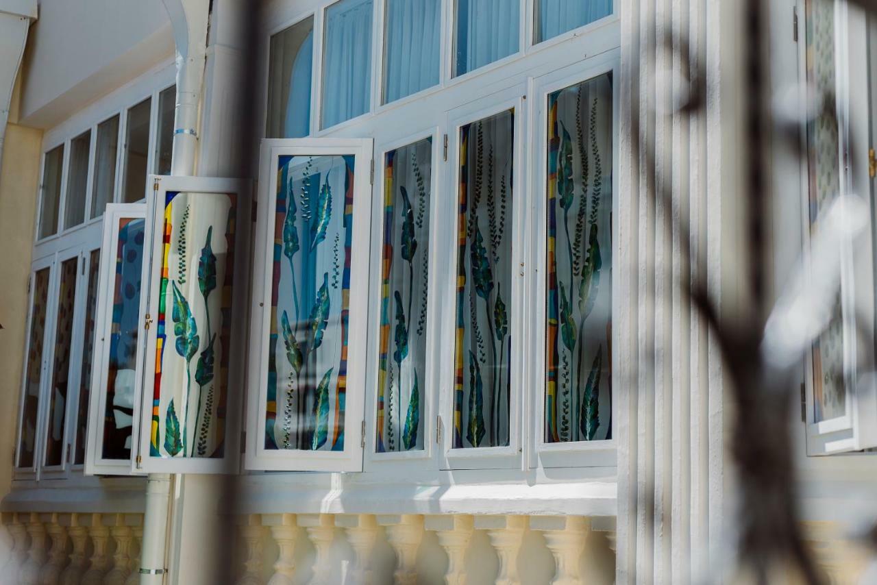 Boulevard Hotel Μπατούμι Εξωτερικό φωτογραφία